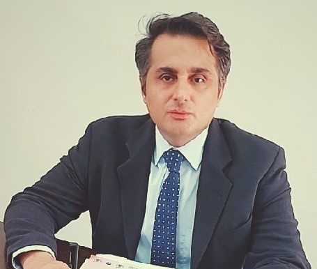 Nom 18